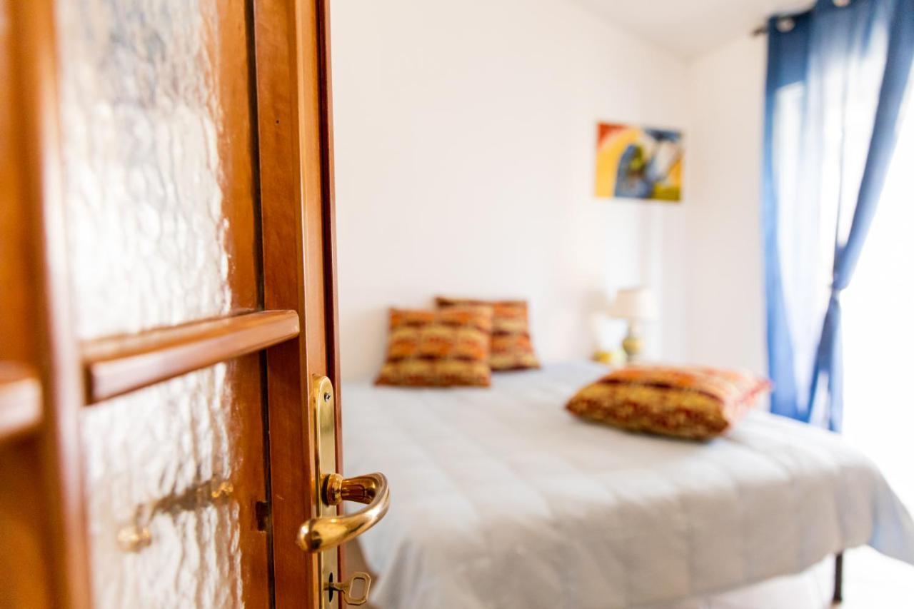 Lo Zio Michele Apartments Nuova Gibellina Buitenkant foto